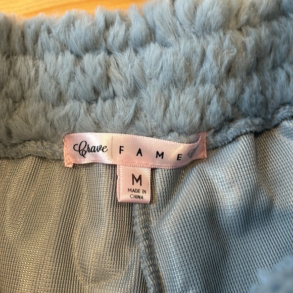 Crave Fame light blue soft fleece 2 piece jogger pants and crop jacket set - Picture 12 of 15